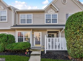 1102 Coventry Way, Mount Laurel, NJ 08054