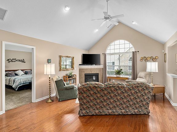 4th image of 4880 Ashleigh Dr