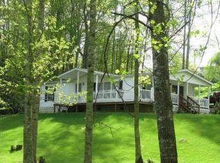 426 Hoot Owl Rd, Spruce Pine, NC 28777