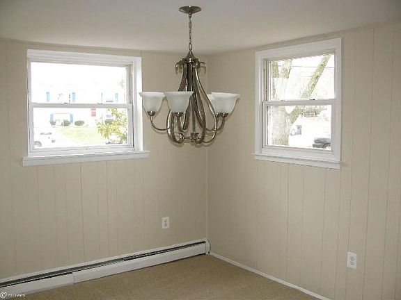 4th image of 14443 Meridian Dr