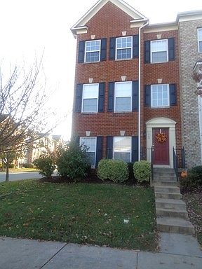 1st image of 1300 Saunders Dr