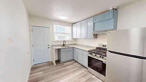 501 W Macarthur Blvd #E Photo 1
