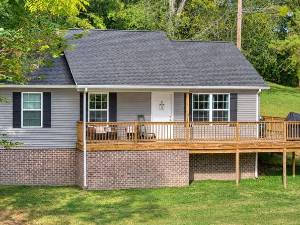 81 Spring Valley Dr, Scottsville, KY 42164