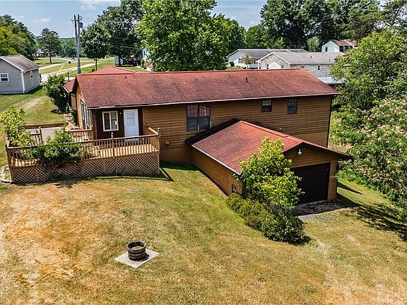 5th image of 417 Wakefield Dr