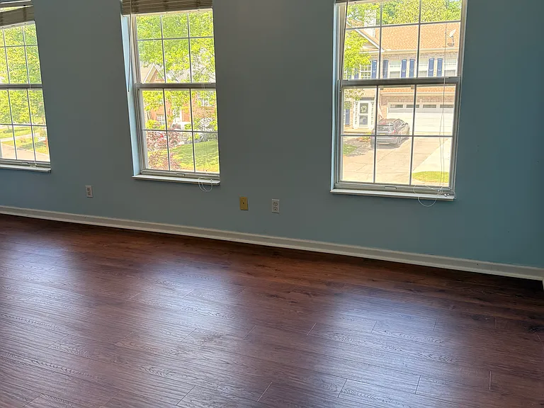8140 Robins Nest Ln — Photo 11