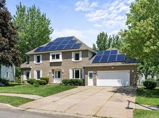 105 Redwood Dr, Moncton, NB E1G1W8