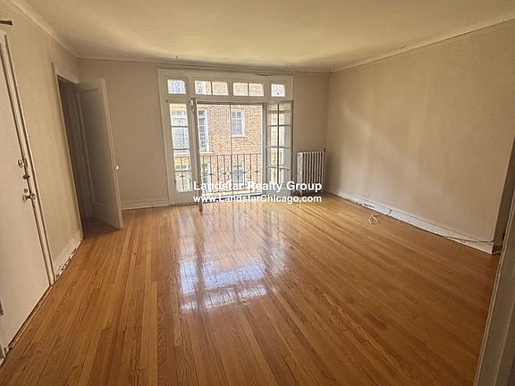 3rd image of 909 Elmwood Ave APT H3