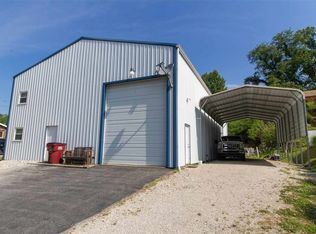 843 Greenup Ave, Raceland, KY 41169