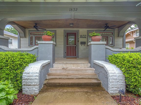 4th image of 1832 E 16th Pl