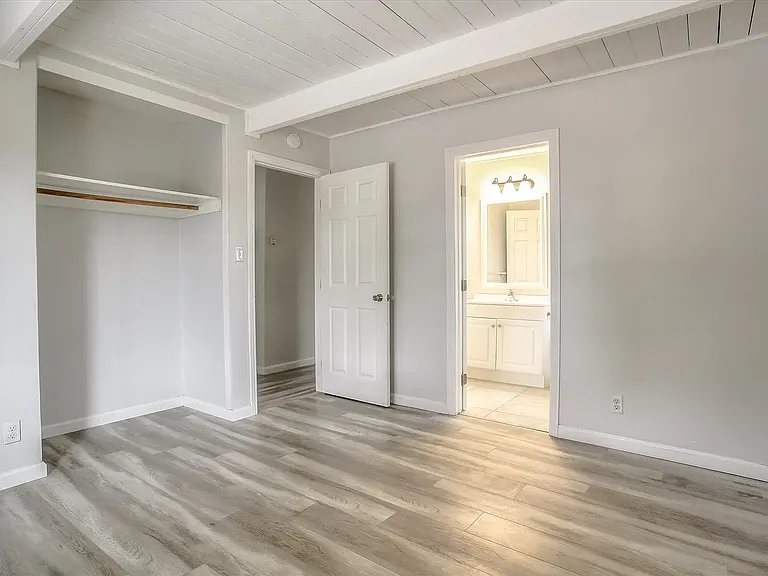 27 Carnegie Dr — Photo 23