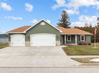 914 Duke St, Brownsville, WI 53006