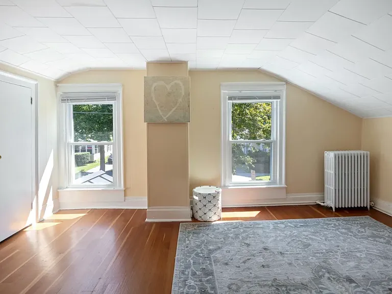 Bedroom 1 (upstairs)
