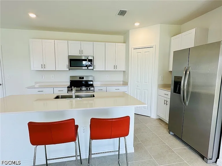 11812 Cloverly Ln — Photo 7