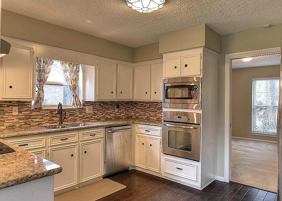 1st image of 12507 Indian Wells Dr