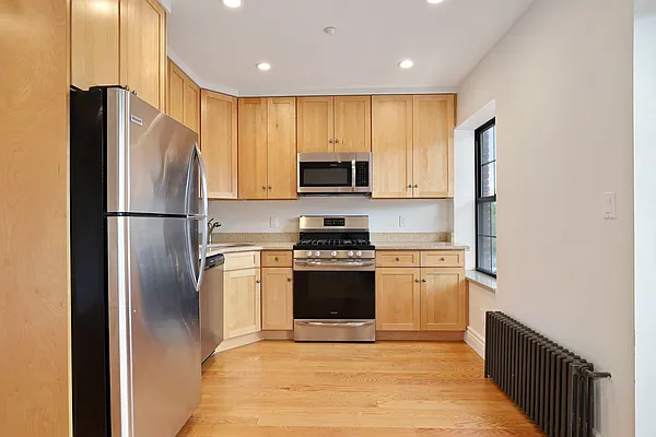 Rented by Compass | media 3