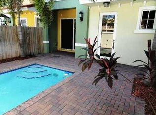 2820 NE 32nd St, Fort Lauderdale, FL 33306