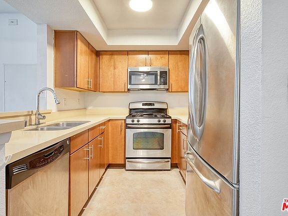 3rd image of 345 S Alexandria Ave APT 224
