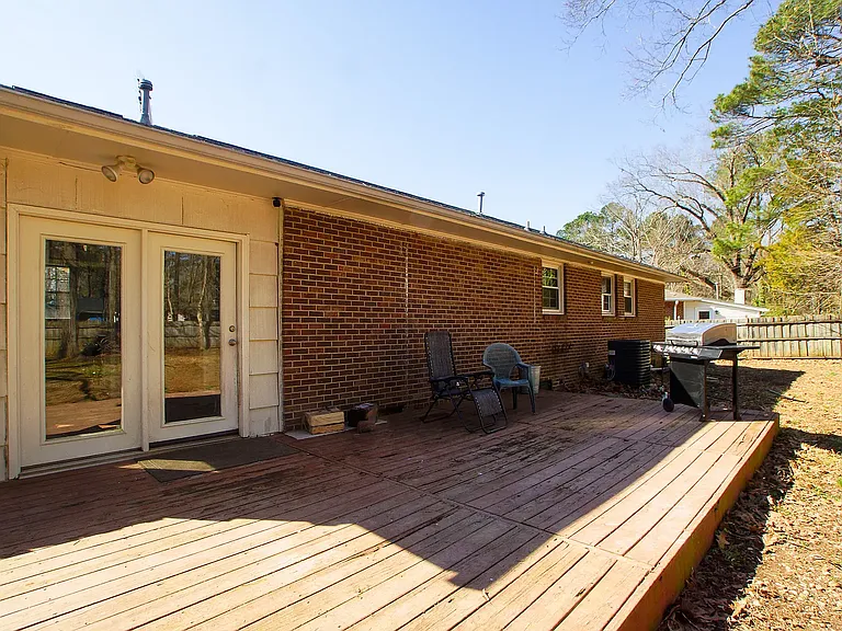 112 Emerald Cir — Photo 12