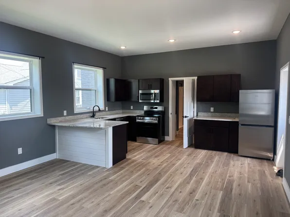 1349 S B St, Elwood, IN
