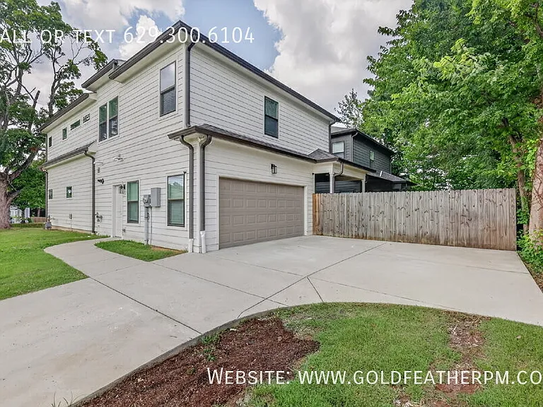 253A Riverside Dr — Photo 8