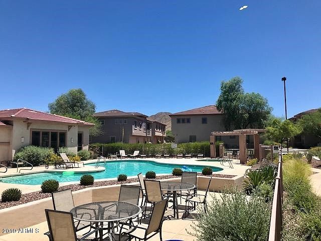 Pool 2