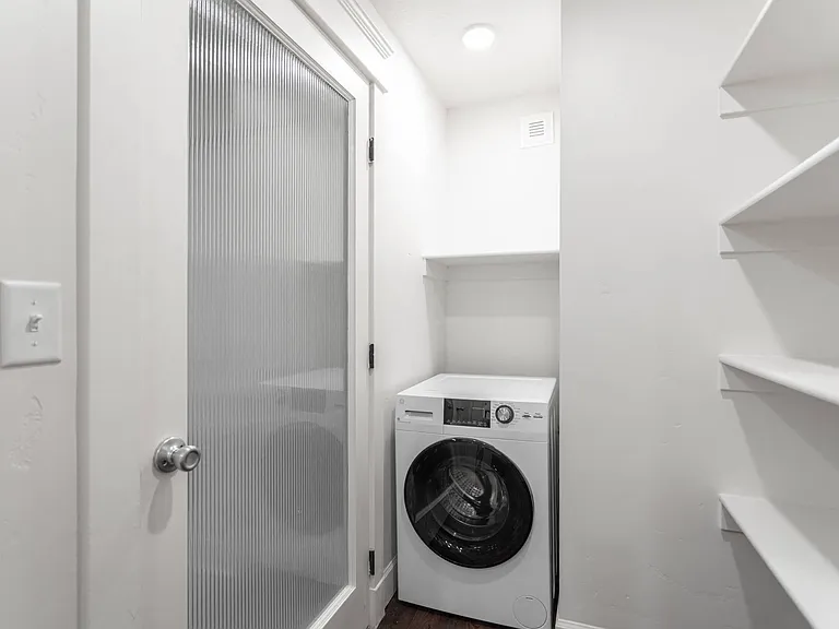 Lotus Cityline — Photo 11
