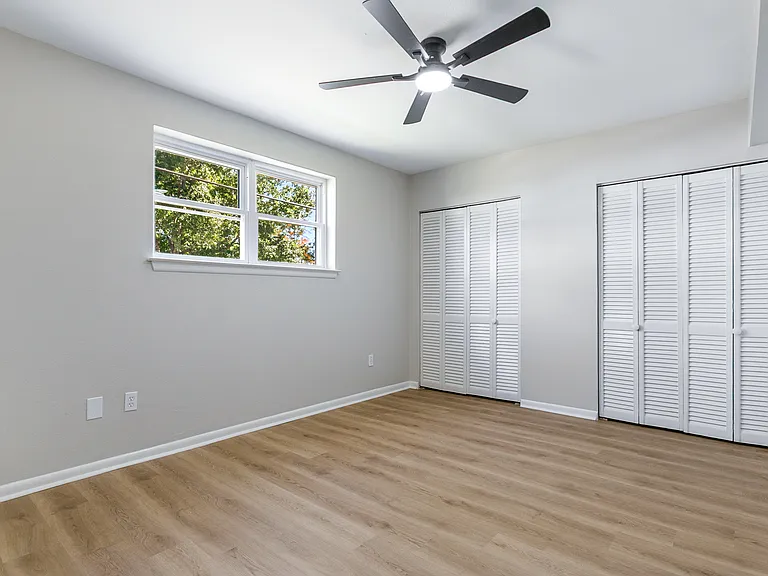 130 N Labarre Dr — Photo 7