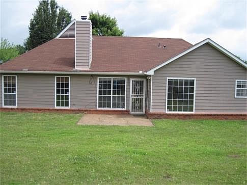 2nd image of 7103 Gloucester Way Dr