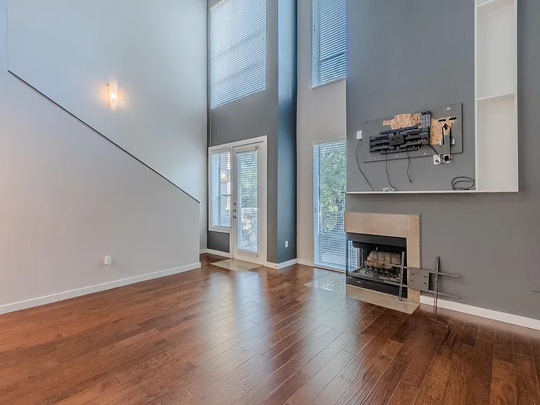 6927 Sumner St — Photo 21