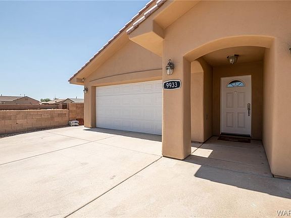 5th image of 9933 S Phoenix Dr