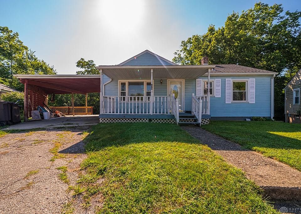 1st image of 40 Hazelwood Cir