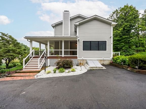 5th image of 17 Rockaway Valley Rd