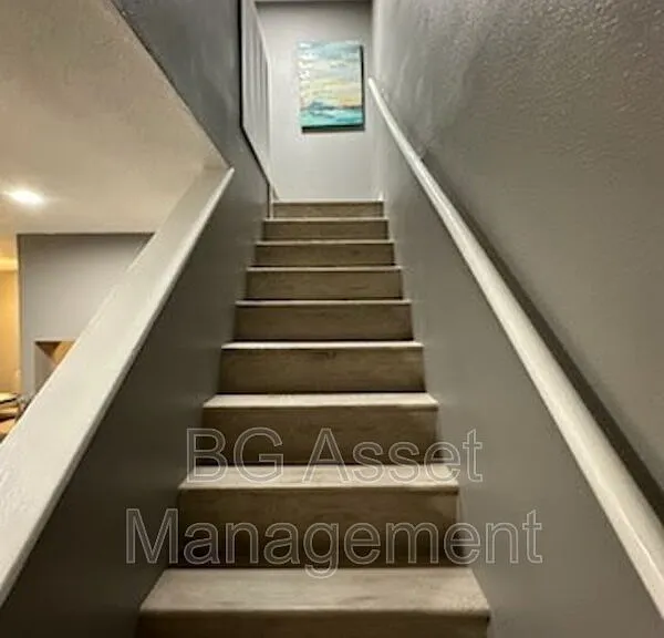 2417 Northrop Ave #2 — Photo 10