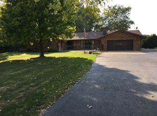 4007 Highland Pl, Champaign, IL 61822