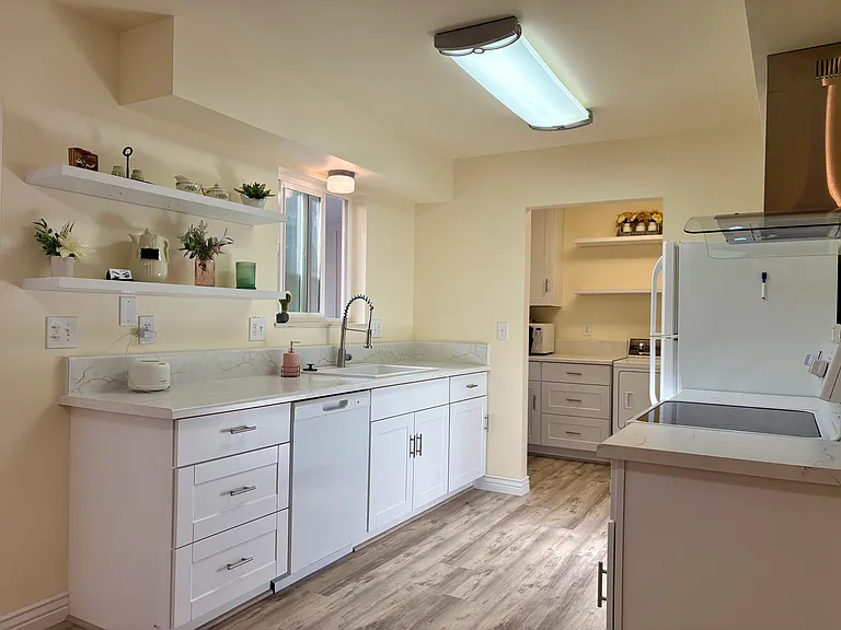 1315 Sherman Ave #B — Photo 8