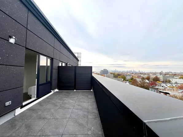 48 Somers Street image 1 of 18