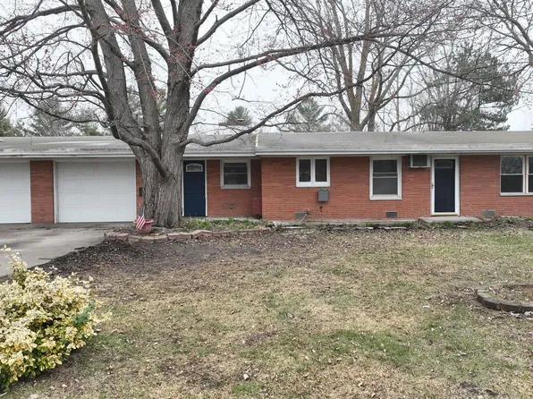 76 N Meridian Rd, Merrill, MI 48637