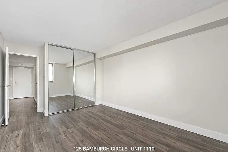 125 Bamburgh Cir — Photo 9