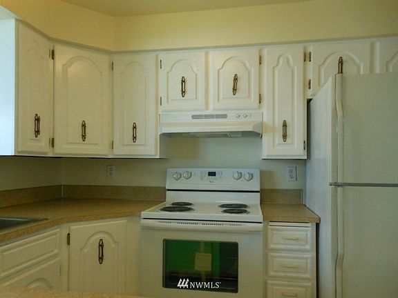 2nd image of 1519 22nd Street NE #1601