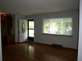 9389 Golden Gate Rd, Saint Louis, MO 63144