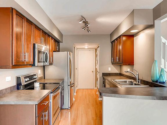 4th image of 1252 N Knollwood Dr #23D