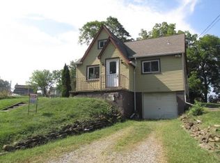 515 Hickory St, Jeannette, PA 15644