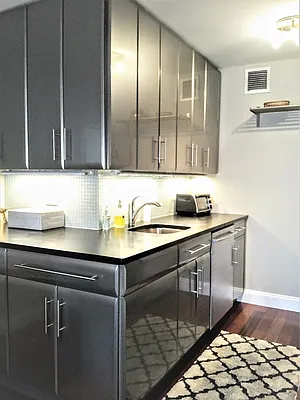 Rented by Sotheby's International Realty | media 16