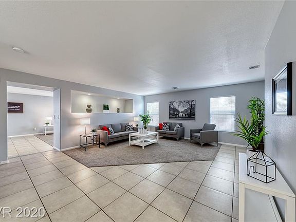 5th image of 780 La Tosca St