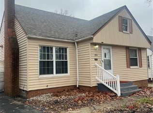 1804 Glenridge Rd, Euclid, OH 44117