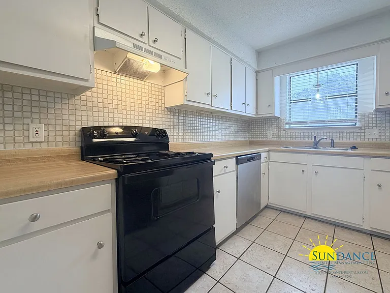940 Central Ave #30 — Photo 7