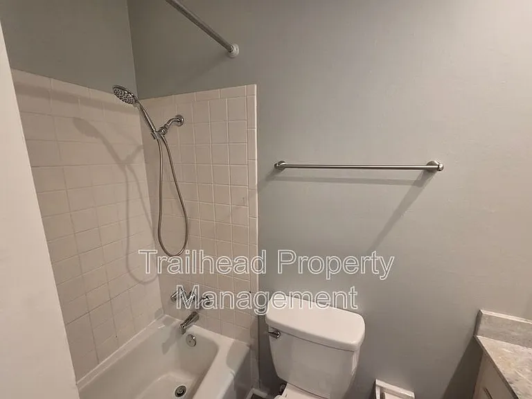 6238 E 129th St — Photo 21