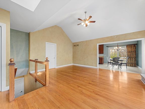 5th image of 16132 S Alissa Ct