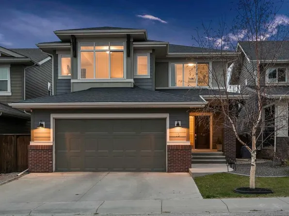 19 Cranbrook Cres SE, Calgary, AB T3M 2C3
