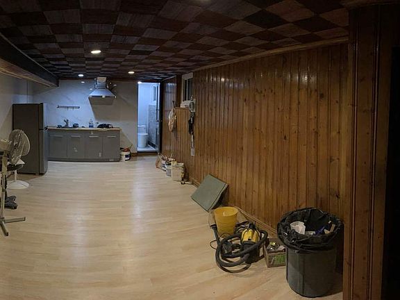 4th image of 4839 40th St